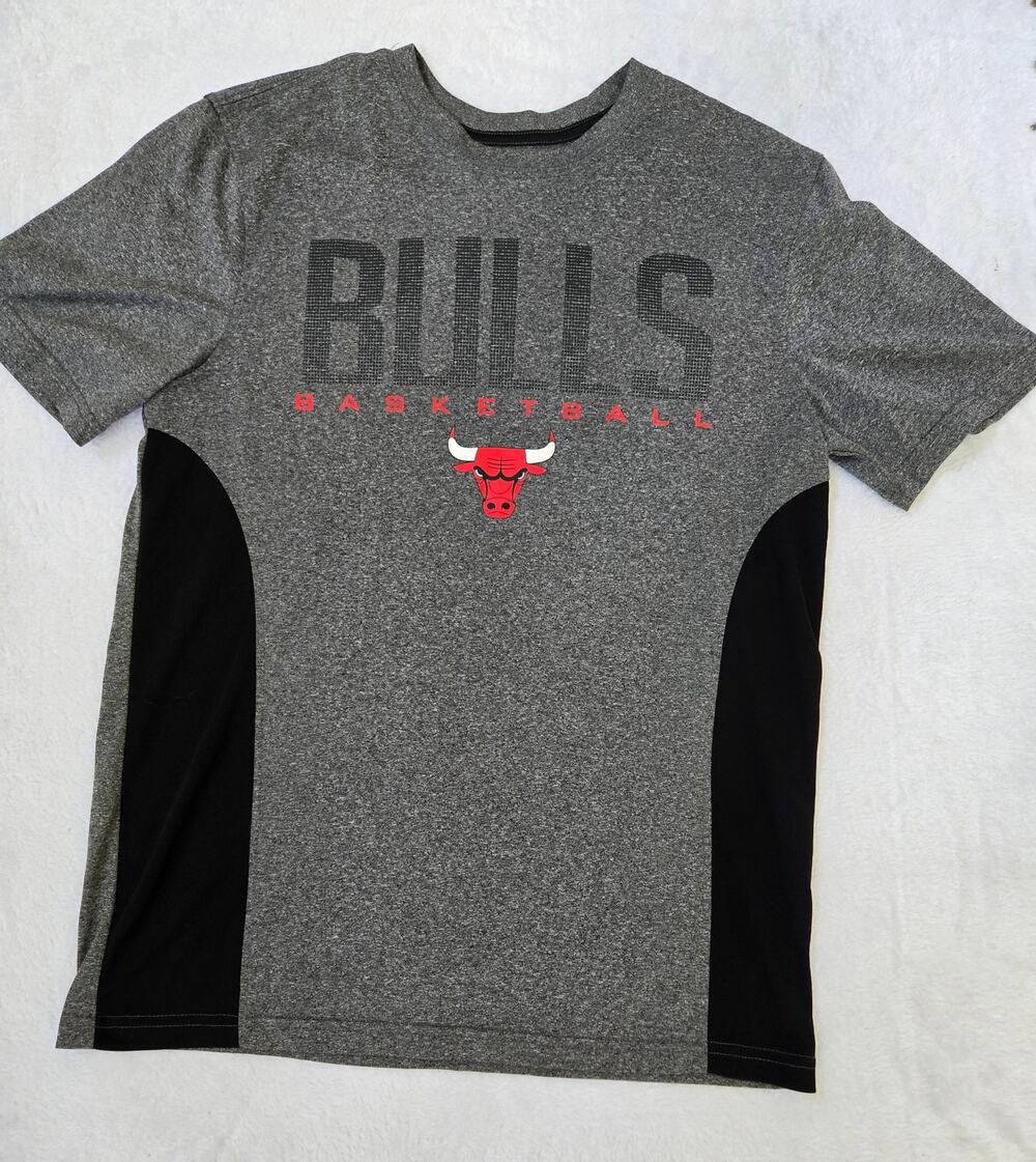Ultra Game Men's Medium  NBA Official Super Soft Supreme T-Shirt